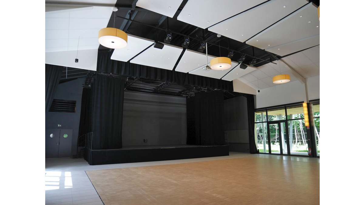 Iléana POPEA / Construction d'une salle polyvalente à Etaules