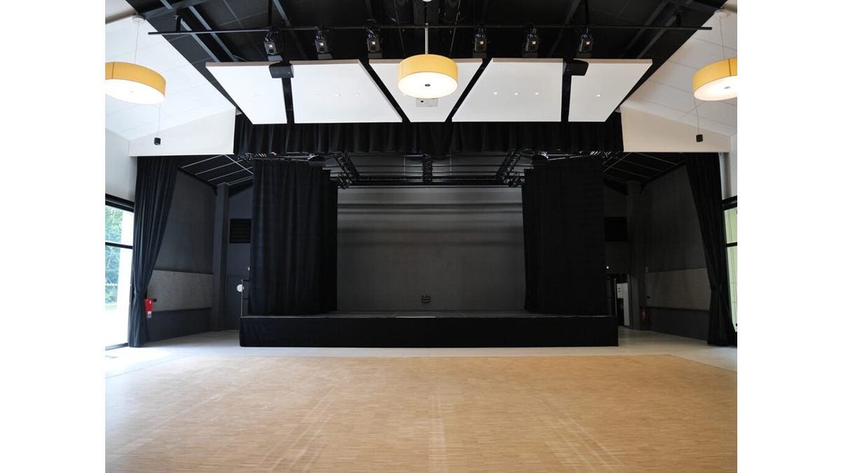 Iléana POPEA / Construction d'une salle polyvalente à Etaules
