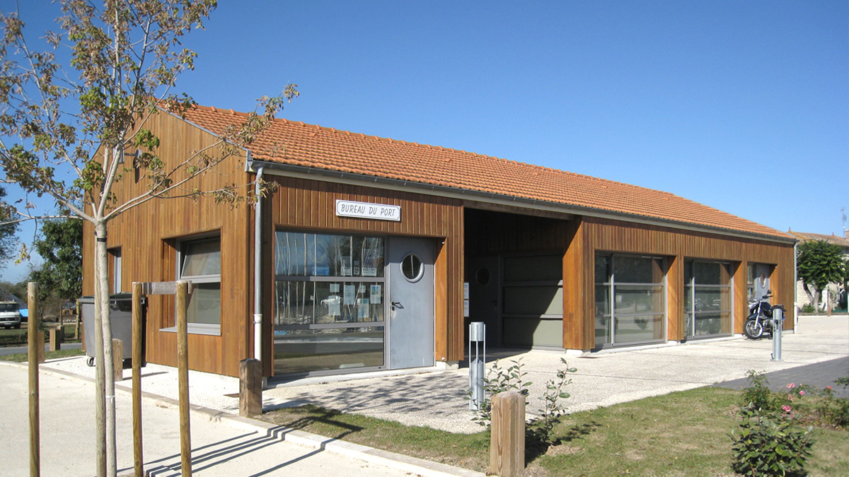 Construction de la capitainerie de Marennes