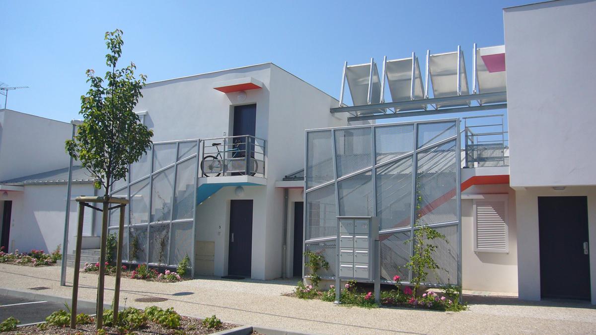 Iléana POPEA / Reconstruction de 60 logements sociaux  - “La Cité Blanche” 