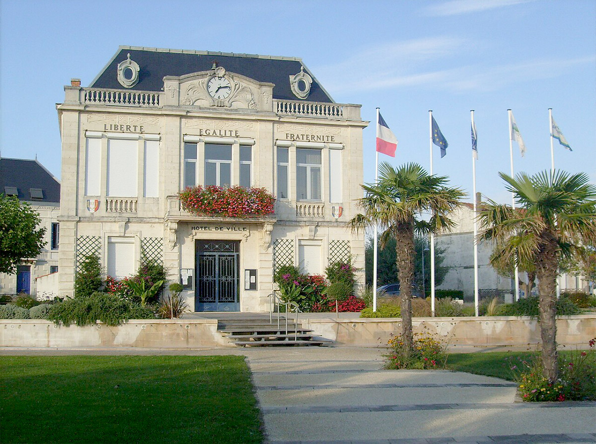 Aménagement de la place de la mairie à Bourcefranc